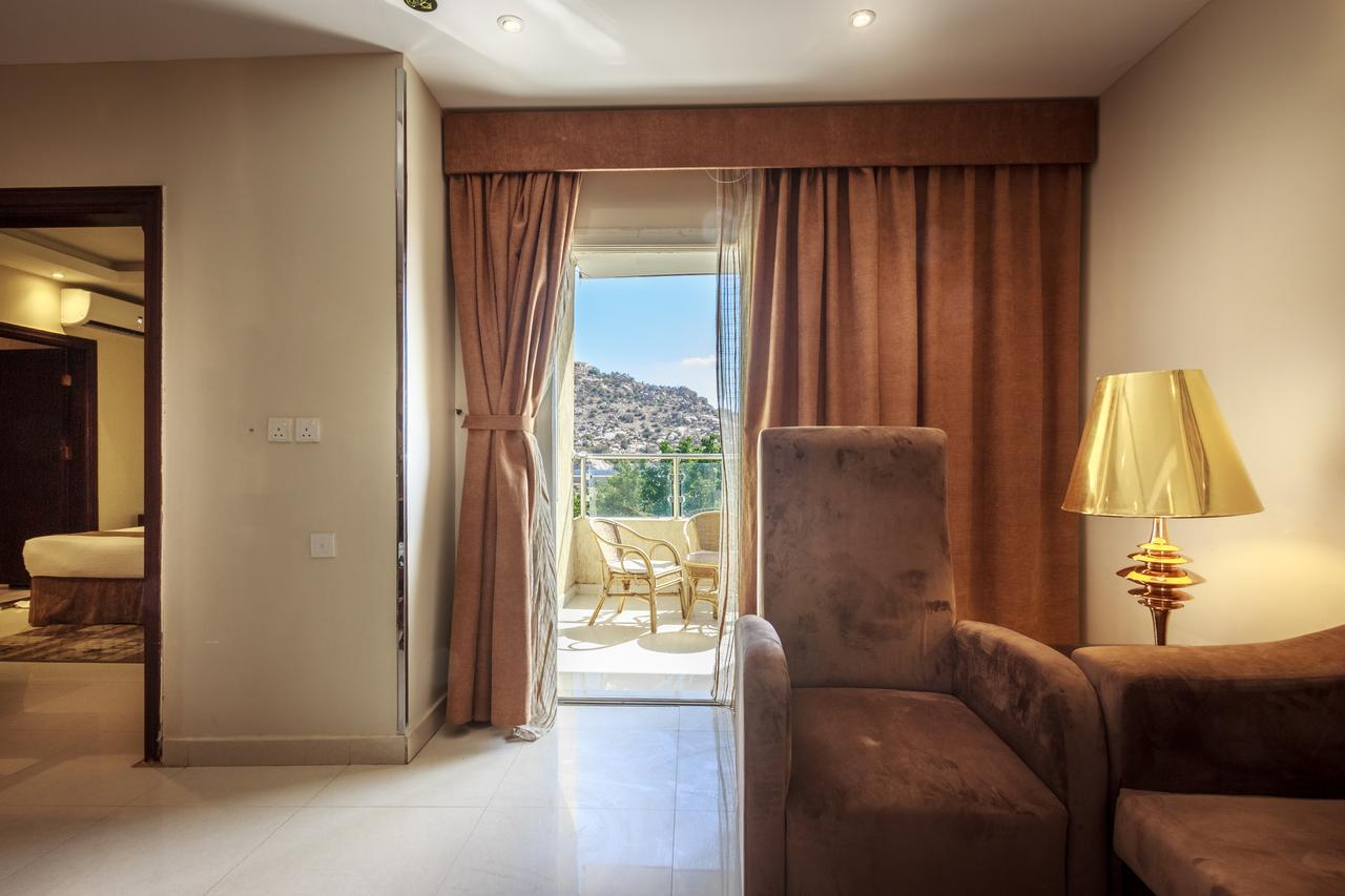Al Muhaidb Residence For Chalets And Holidays Homes Al Hada Exteriör bild